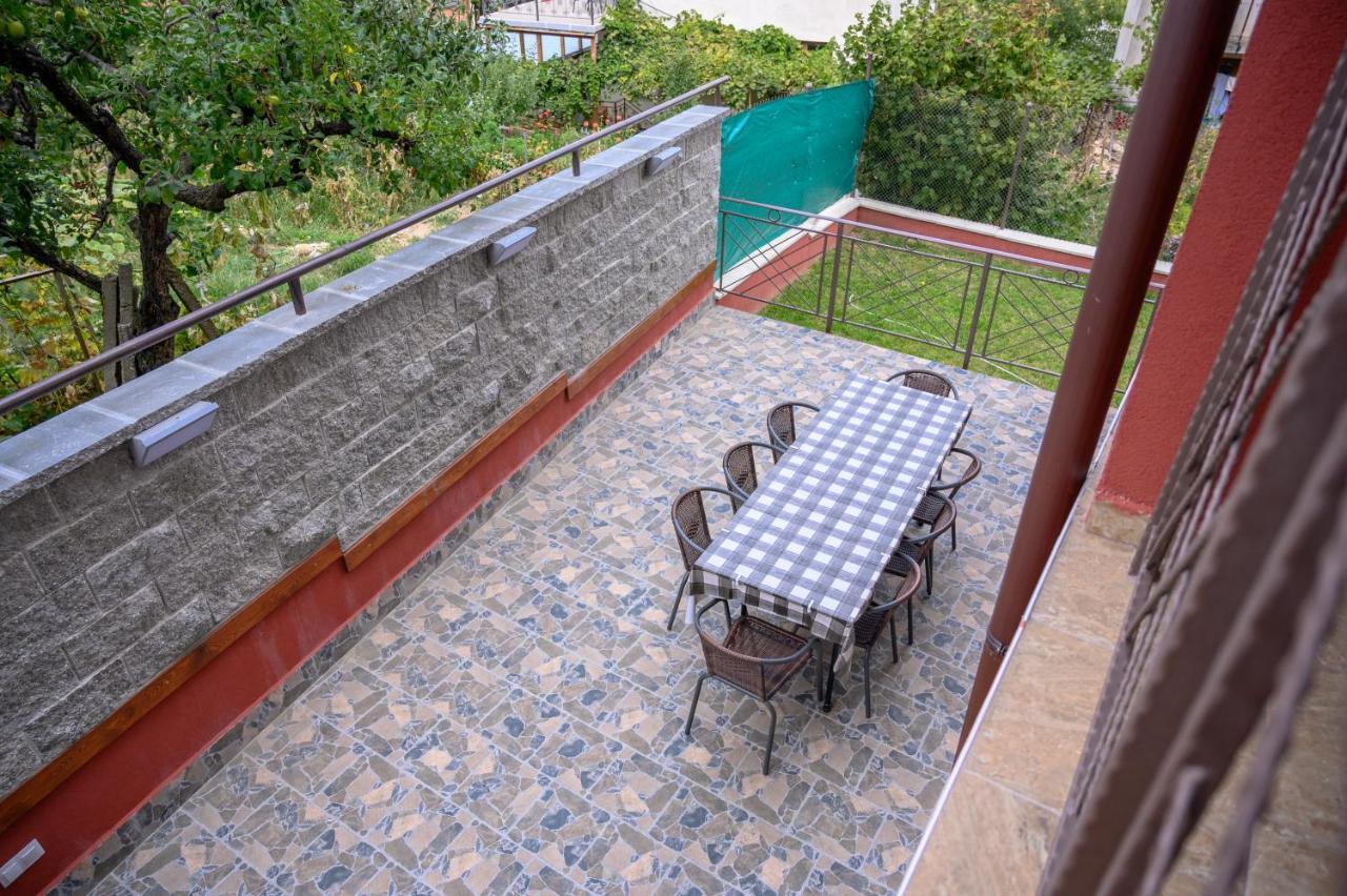 Къща За Гости „Жоро И Дани “ Villa Sapareva Banya ภายนอก รูปภาพ